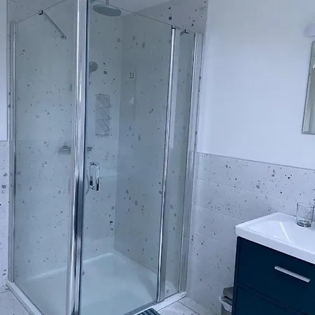 Bill's Barns 2 شقة